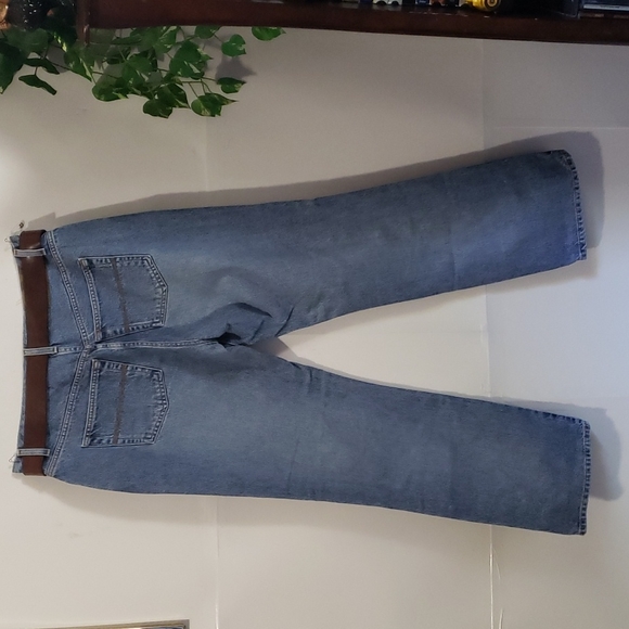 Express Bootcut Jean's - Picture 7 of 9